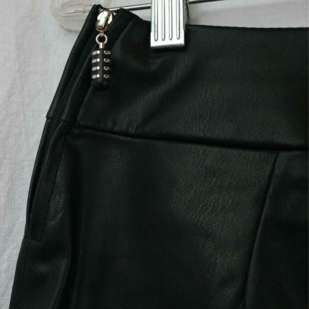 NWT JAMIE SADOCK Golf Skirt 18" Faux Leather Jet B - Picture 6 of 8